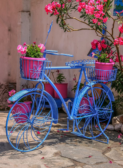Садовая подставка велосипед